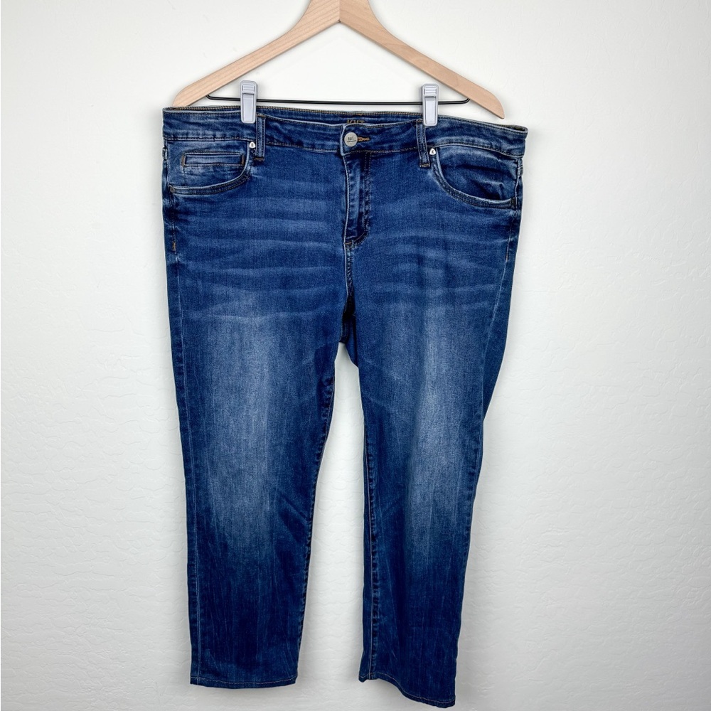 Kut from the kloth boyfriend straight jeans